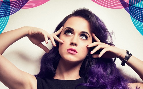 Katy Perry pondera el espíritu olímpico en “Rise”