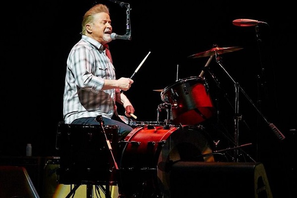 Don Henley confirma que el hijo de Glenn Frey tocará en Eagles
