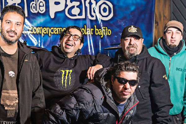 Cola de Pato estrenó el video de “El Monito De Camisa Rayada”