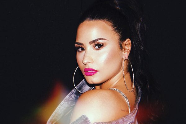 Demi Lovato convoca a Slash para una versión rockera de «Sorry Not Sorry»