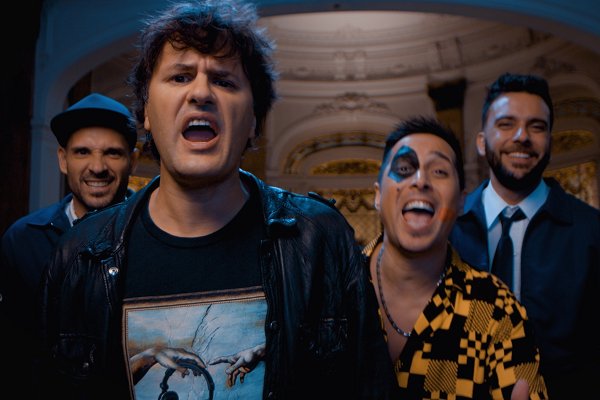 Los Caligaris presentan el videoclip de «Queda en esta noche», su colaboración con Andrés Ciro Martínez
