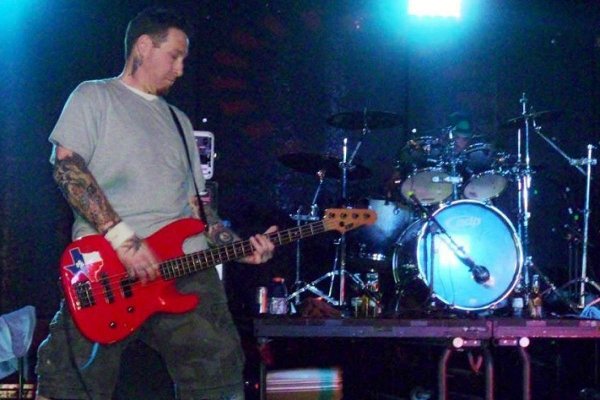 Falleció Josh Pappe, bajista de los pioneros del crossover thrash Dirty Rotten Imbeciles