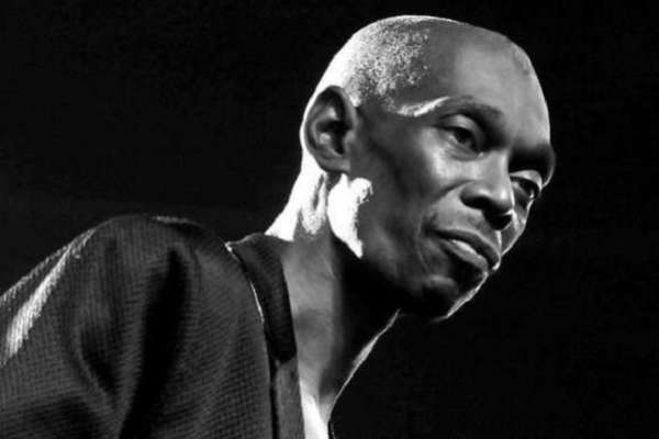 Falleció a los 65 años Maxi Jazz, cantante de Faithless