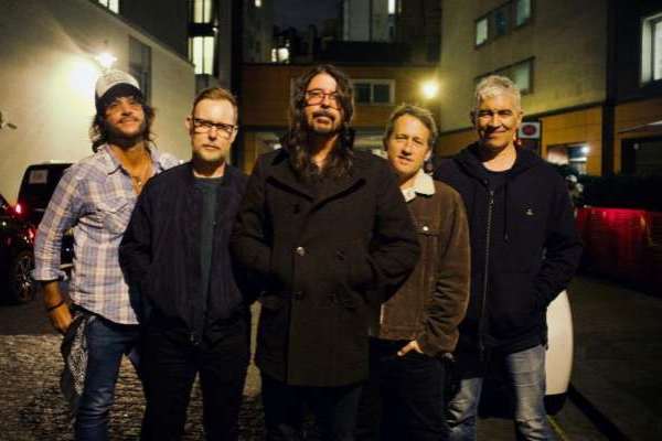 Foo Fighters estrena “The Teacher”, una épica canción de diez minutos