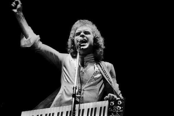 Murió Gary Wright, cantante del éxito de 1975 «Dream Weaver»