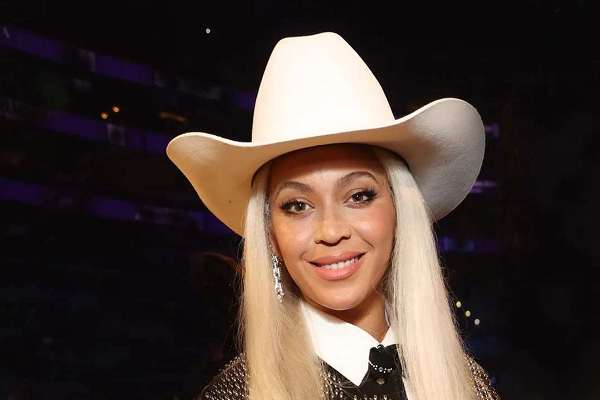 Beyoncé muestra sus cartas country con los nuevos singles «16 Carriages» y «Texas Hold ‘Em»