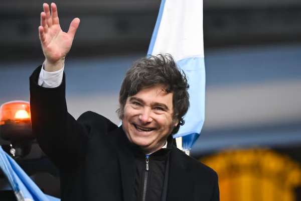 Javier Milei sorprende con recomendaciones rockeras: Rolling Stones y su Beatle favorito