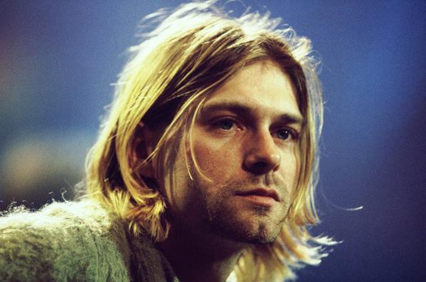 Subastan la guitarra de Kurt Cobain usada en el “MTV Unplugged”