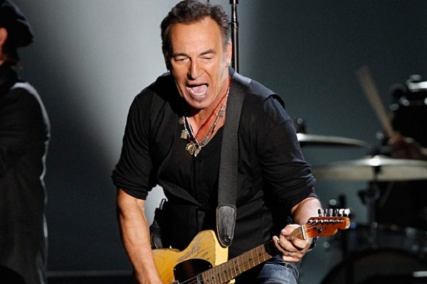 Barack Obama condecora a Bruce Springsteen con la Medalla de la Libertad