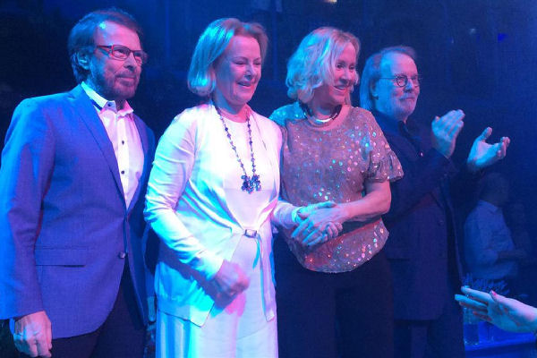 Los miembros de ABBA asistieron juntos a un homenaje