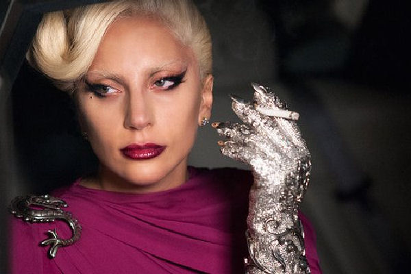 Lady Gaga se llevó el Globo de Oro por su debut actoral en TV