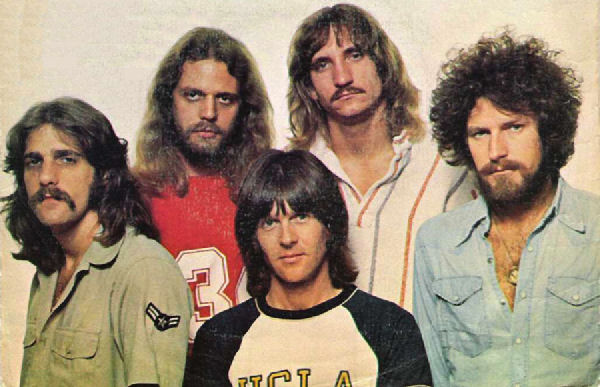 Acusan al curador del Salón de la Fama del Rock and Roll de intentar vender letras manuscritas robadas a los Eagles