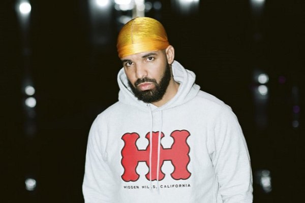 Drake lanzó “Toosie Slide” y en su videoclip rinde homenaje a Kobe Bryant