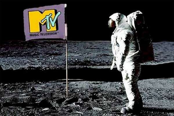 Hace 40 años nacía MTV, el canal que consolidó la alianza entre la música y el mundo audiovisual