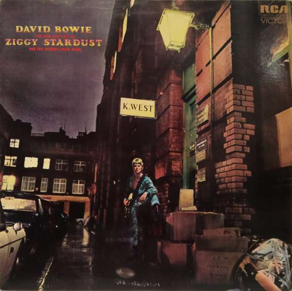 Hace 50 años, David Bowie daba vida a su álter ego «Ziggy Stardust»