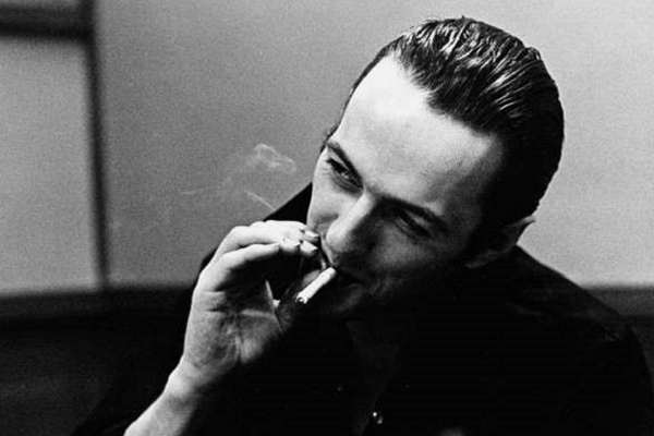 Hace 20 años moría Joe Strummer, el líder de The Clash que mostró que el punk era cosa seria