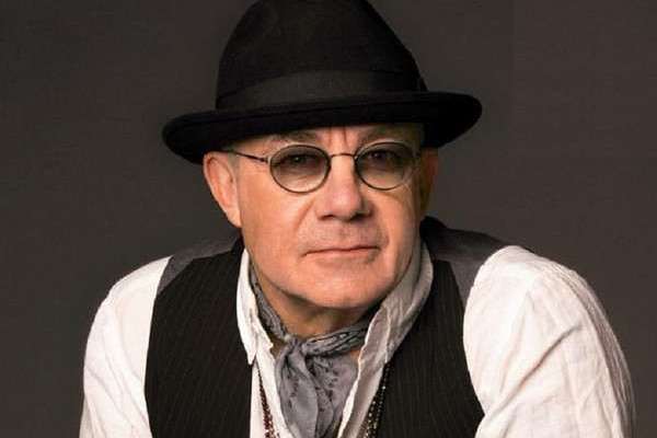 Bernie Taupin describe a Elton John como «un buen psiquiatra»