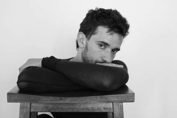 Juan Luqui lanza «Pensaba que no», el tercer adelanto de su próximo álbum