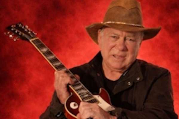 William Shatner prepara un álbum de metal con 35 músicos cuidadosamente seleccionados